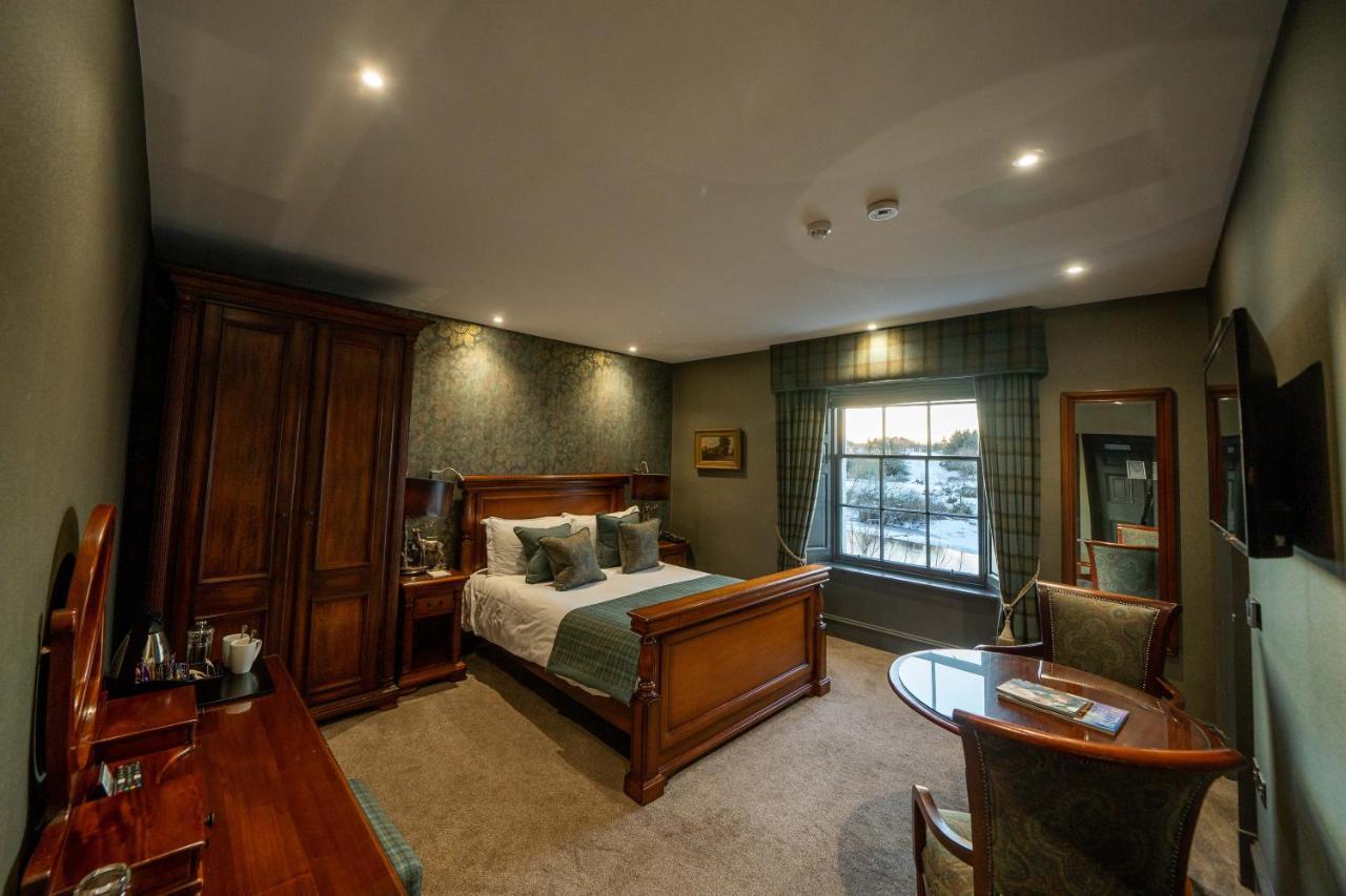 House 4*